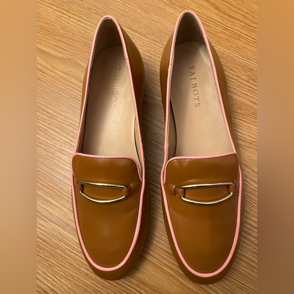 Shoes- Slip on-Talbots- flat heel -tan color with small pink trim